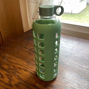 Purifyou 40oz Glass Water Bottle with Silicon Shale Green - NWOT